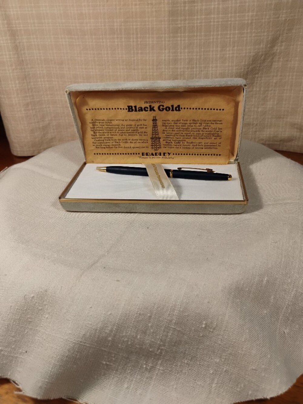 Vintage Bradley Black Gold Pen in Original Case with Promotion Flyer